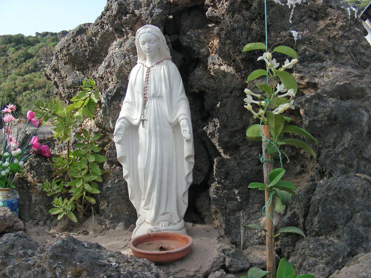 statuina della Madonna.jpg